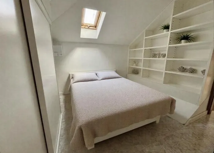 فيلة Campagna Albarella Island